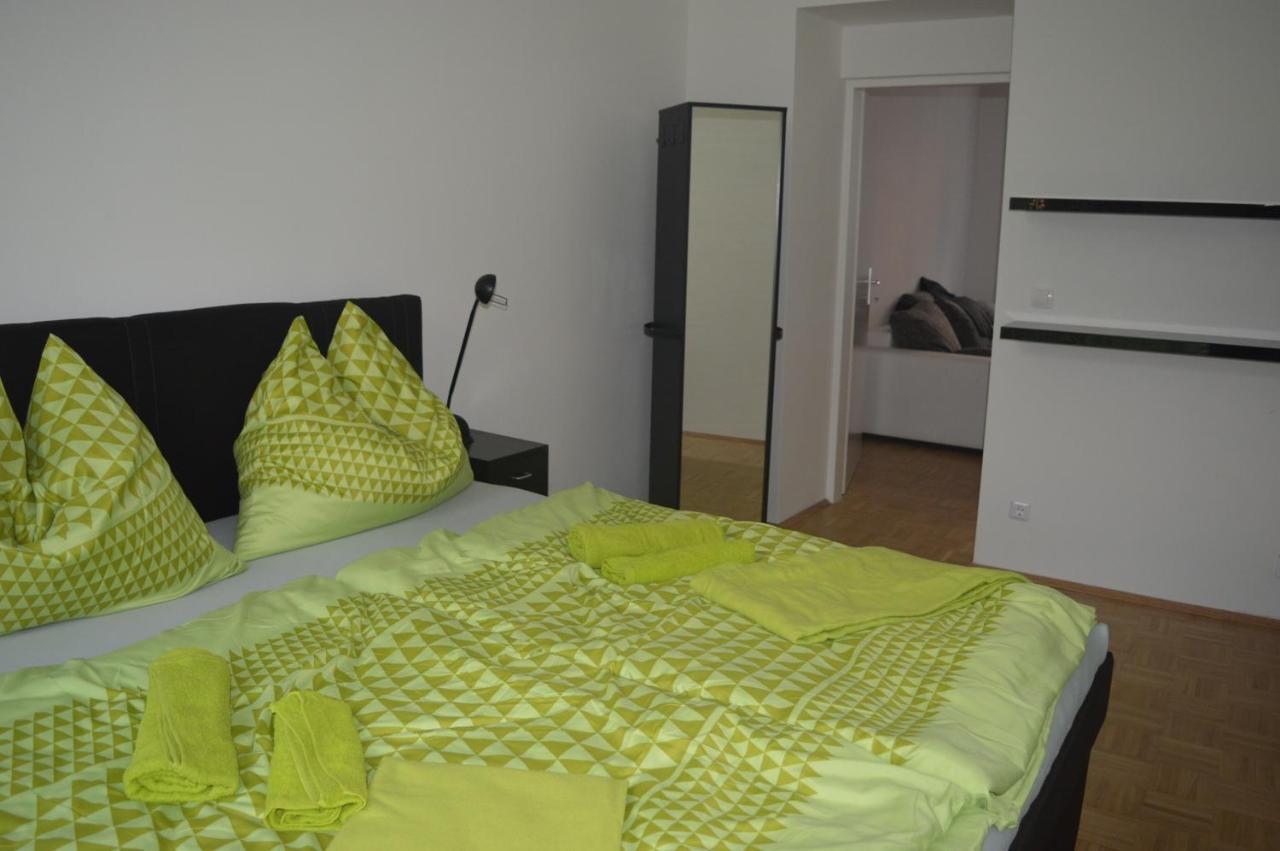 Nette Altbauwohnung Nur 10 Min Von Der City Wien Exteriör bild
